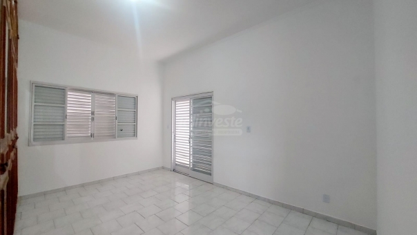CASA NO BAIRRO BELA VISTA EM PASSOS MG