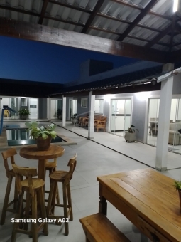 CASA NO CANAD&Aacute; 2