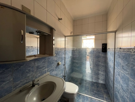 CASA A VENDA NO BAIRRO CARMELO