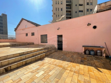CASA NO CENTRO