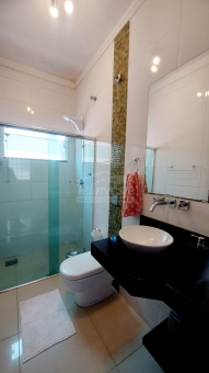 CASA NO BAIRRO VILA RICA 