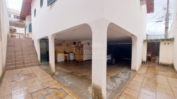 CASA NO BAIRRO MUARAMA