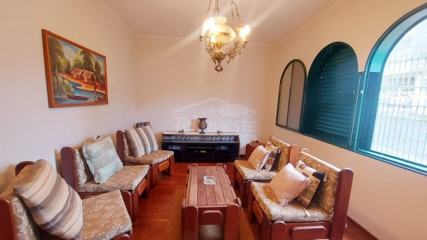 CASA NO BAIRRO MUARAMA