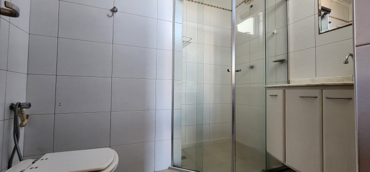 APARTAMENTO ALTO PADRAO 