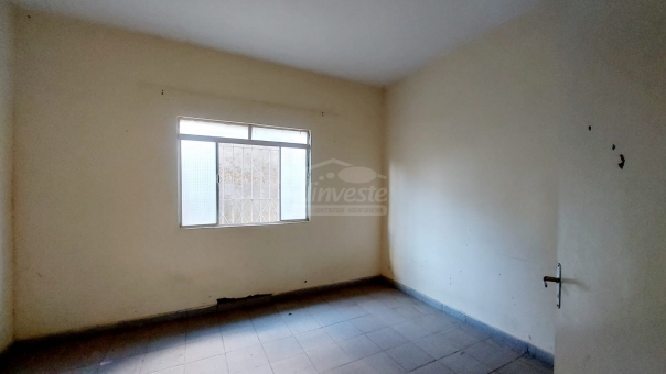 CASA NO CENTRO PR&Oacute;XIMO A AVENIDA AROUCA
