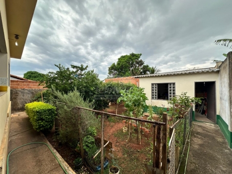 BEL&Iacute;SSIMA CASA A VENDA NO SANTA LUZIA 
