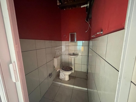Sobrado com 3 pavimentos no Muarama 