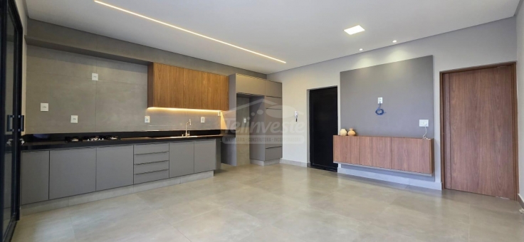 IM&Oacute;VEL DE LUXO CONDOMINIO MONTE BELO 