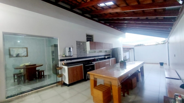 CASA NO CENTRO