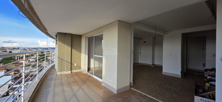 APARTAMENTO ALTO PADRAO 