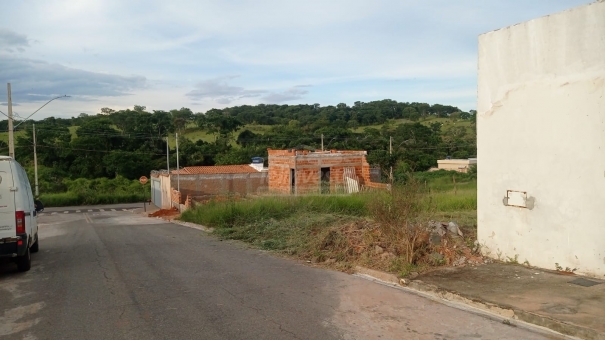 OPORTUNIDADE DE LOTE FLOREN&Ccedil;A 