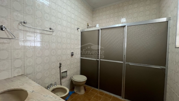 CASA NO BAIRRO CARMELO