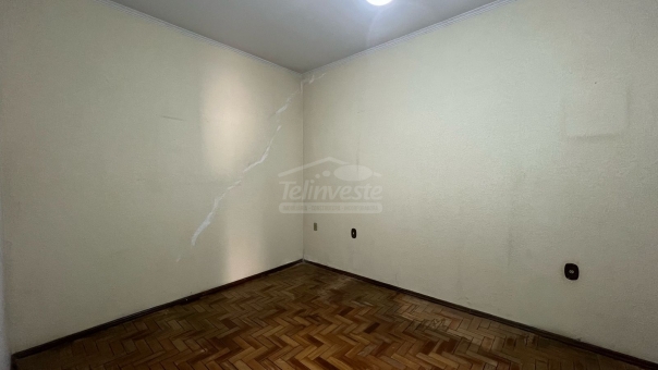 CASA NO BAIRRO CARMELO