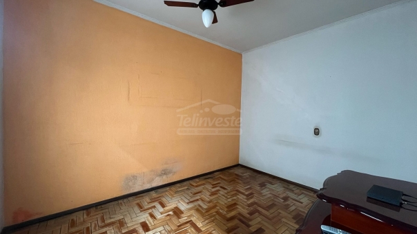 CASA NO BAIRRO CARMELO