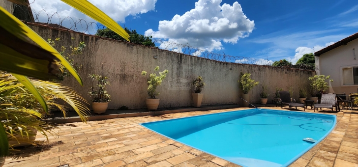 CASA LOCALIZADA NO CORA&Ccedil;&Atilde;O DE PASSOS