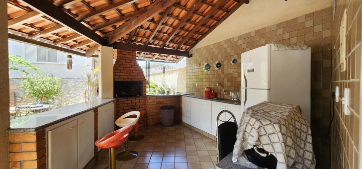 CASA LOCALIZADA NO CORA&Ccedil;&Atilde;O DE PASSOS