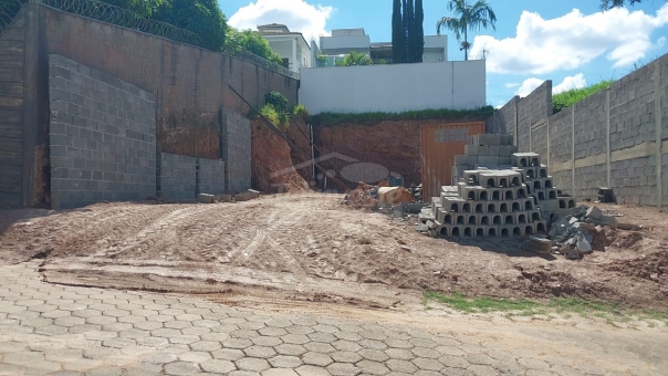 Lote no Jardim Sat&eacute;lite