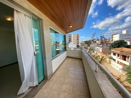 OPORTUNIDADE DE APARTAMENTO MUARAMA 