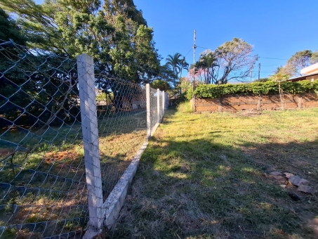 LOTE NO CONDOM&Iacute;NIO DOS YPES