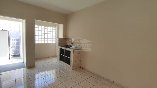 CASA NA BAR&Atilde;O DE PASSOS PROXIMO AO CENTRO