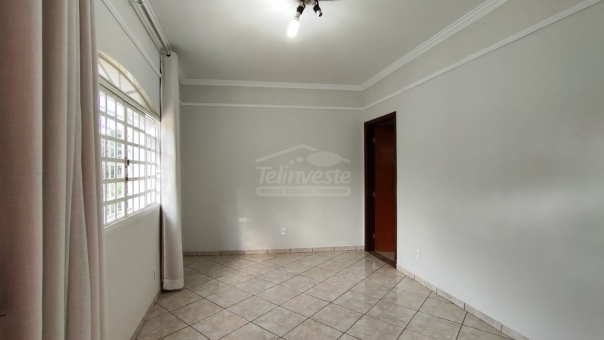 CASA NA BAR&Atilde;O DE PASSOS PROXIMO AO CENTRO