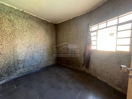 OPORTUNIDADE DE CASA REGI&Atilde;O CENTRAL