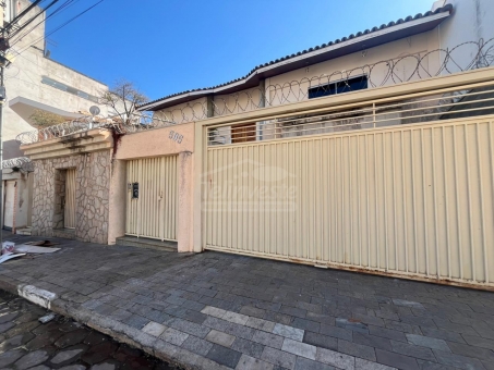 OPORTUNIDADE DE CASA REGI&Atilde;O CENTRAL