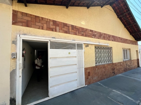 CASA A VENDA NO BAIRRO SAO FRANCISCO 