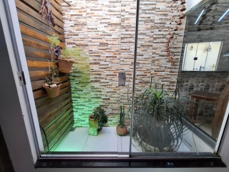 CASA NA AV. PO&Ccedil;OS DE CALDAS