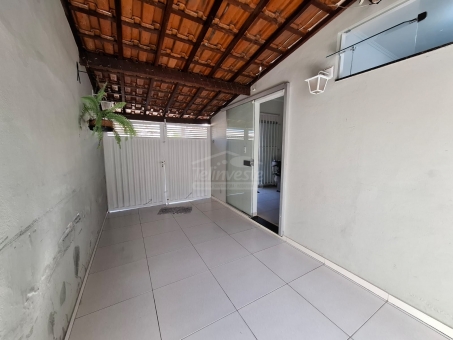 CASA NA AV. PO&Ccedil;OS DE CALDAS