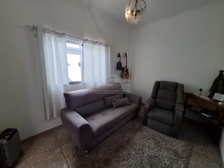 CASA NA AV. PO&Ccedil;OS DE CALDAS