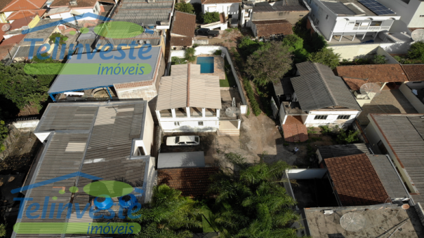 CASA NO CENTRO DE PASSOS