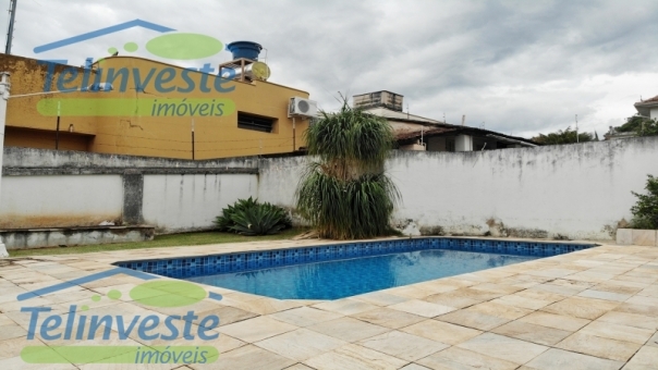 CASA NO CENTRO DE PASSOS