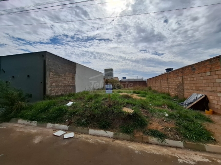 LOTE NO PARQUE TROPICAL