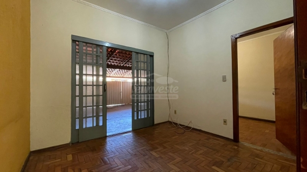 IM&Oacute;VEL A VENDA - BAIRRO PENHA