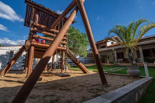 BEL&Iacute;SSIMA CASA EM FURNAS