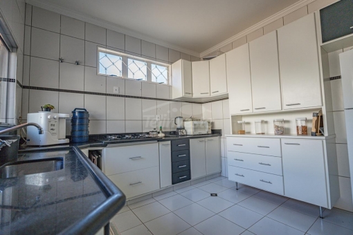 BEL&Iacute;SSIMA CASA EM FURNAS