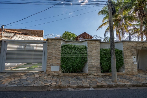 BEL&Iacute;SSIMA CASA EM FURNAS