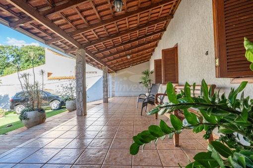 BEL&Iacute;SSIMA CASA EM FURNAS