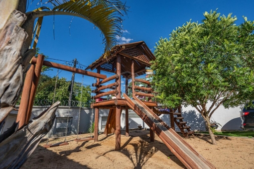 BEL&Iacute;SSIMA CASA EM FURNAS