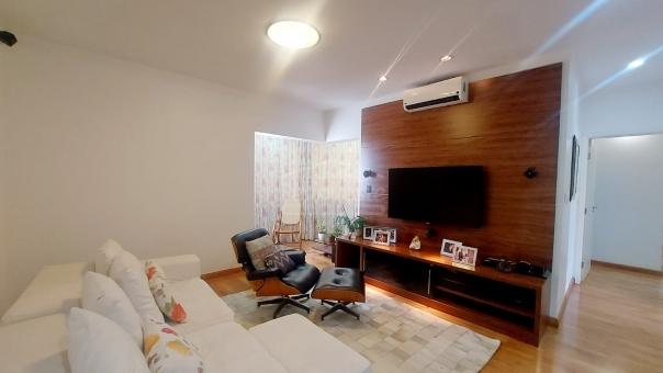 APARTAMENTO NO NO BAIRRO UMUARAMA- A POUCOS METRO DA AVENIDA DA MODA