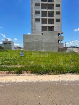 TERRENO NO MIRANTE DO VALE PR&Oacute;XIMO DA FACULDADE ATENAS 