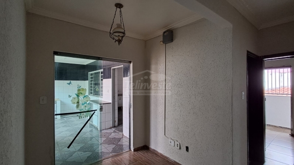 CASA - PROXIMO A CAPELA DA PENHA