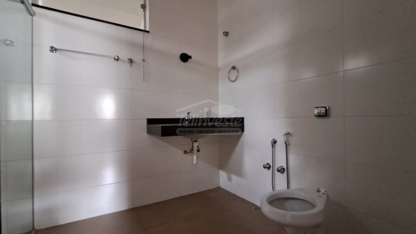 CASA - PROXIMO A CAPELA DA PENHA