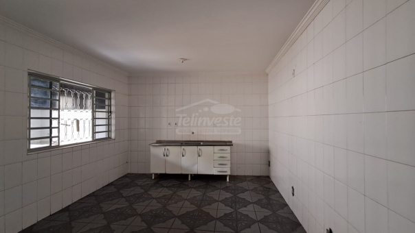 CASA - PROXIMO A CAPELA DA PENHA
