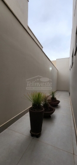 Casa  - Condom&iacute;nio Monte Belo