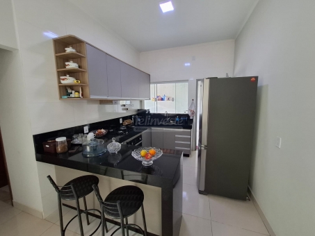 CASA NO ALTO DOS NOBRES