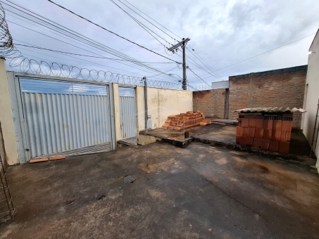 CASA NO ALTO DOS NOBRES