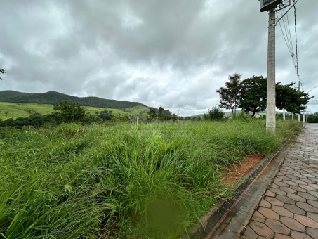 LOTE - CONDOM&Iacute;NIO SOLAR DA COLINA 