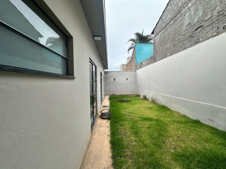 CASA A VENDA BAIRRO PARQUE DAS AROEIRAS